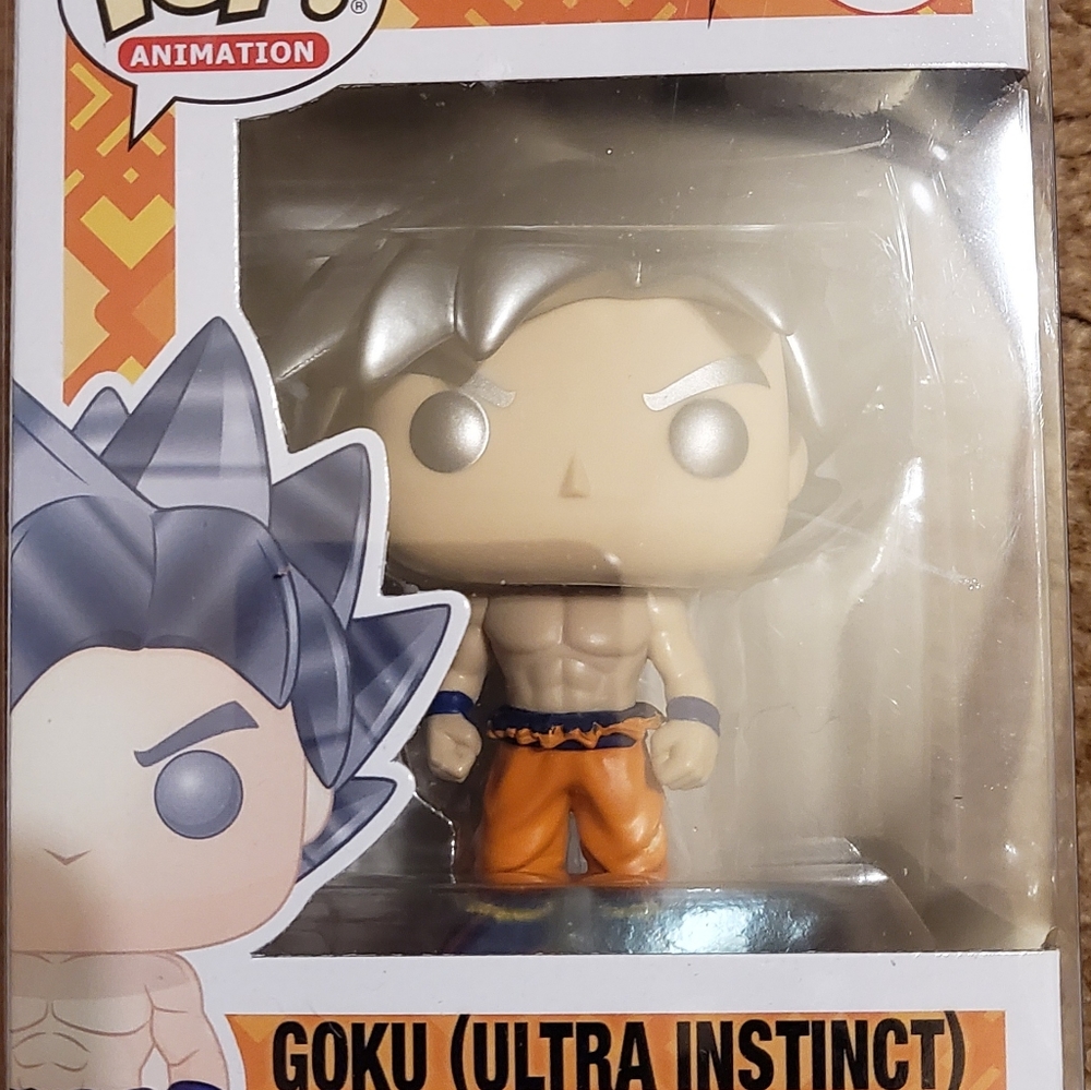 New collectable funko pop with free case smoke free